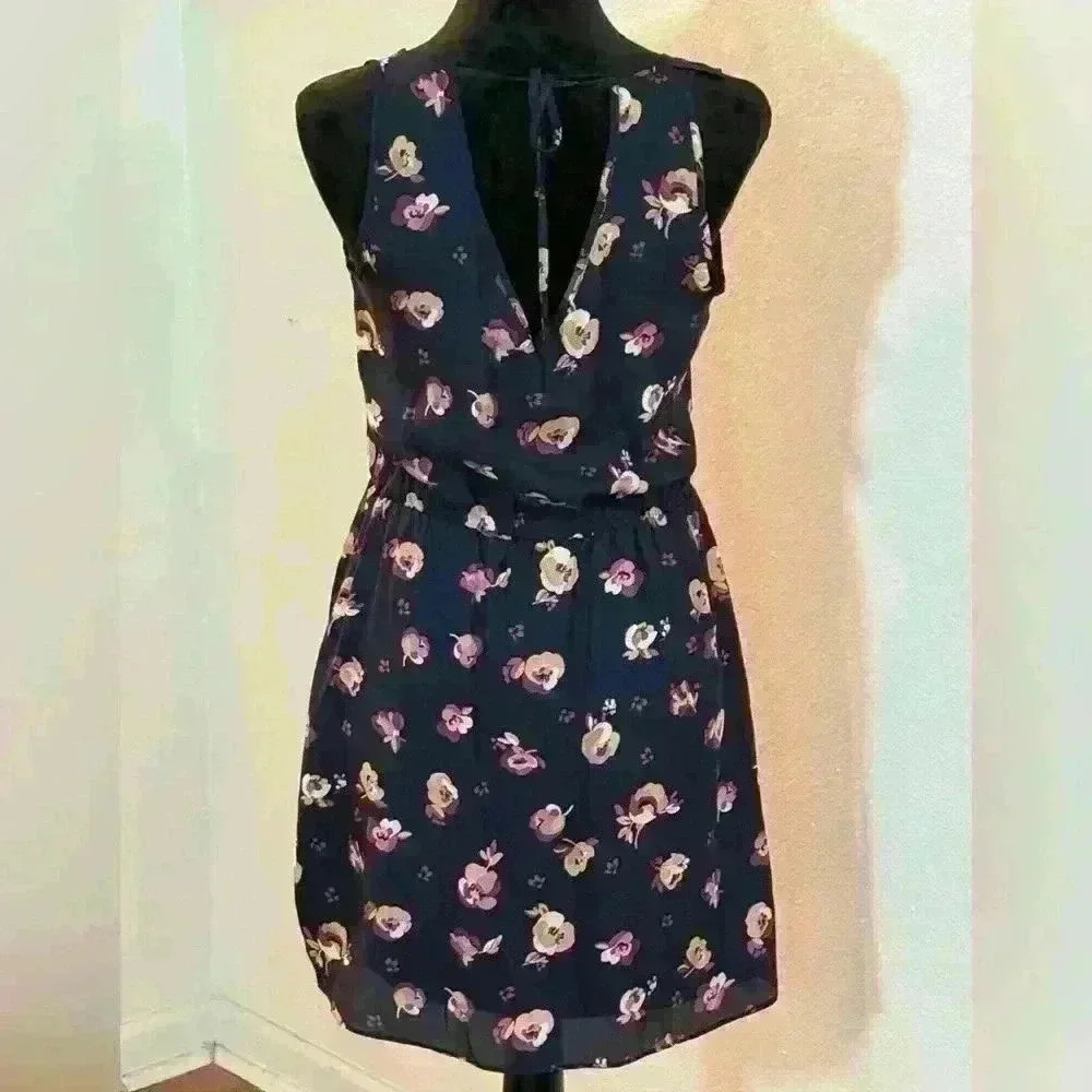 Lauren Conrad Ruffled Sleeveless Navy & Floral Midi Dress - Picture 5 of 6
